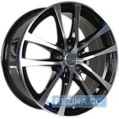 Купити WRC 559 BF R17 W7 PCD5x100 ET32 DIA73.1