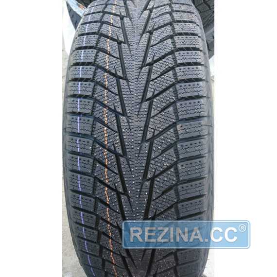Купити Зимова шина HANKOOK Winter i*cept iZ2 W616 215/70R15 98T