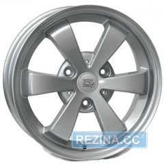 Купити Легковий диск WSP ITALY ETNA W1507 HYPER SILVER R15 W6 PCD3x112 ET-8 DIA57.1